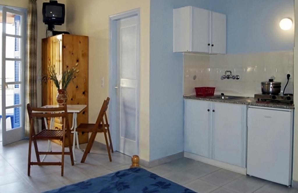 Idroussa Appartement Mpatsi Kamer foto