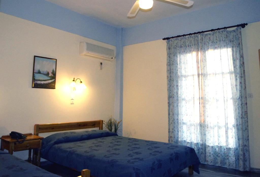 Idroussa Appartement Mpatsi Kamer foto