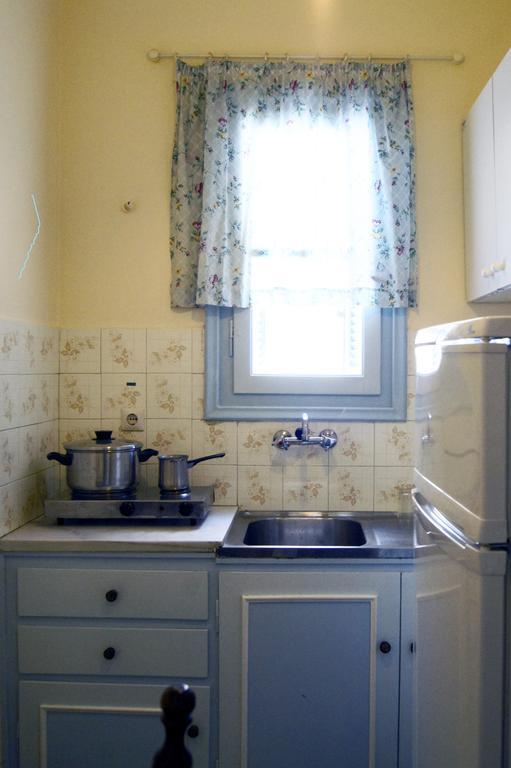 Idroussa Appartement Mpatsi Kamer foto