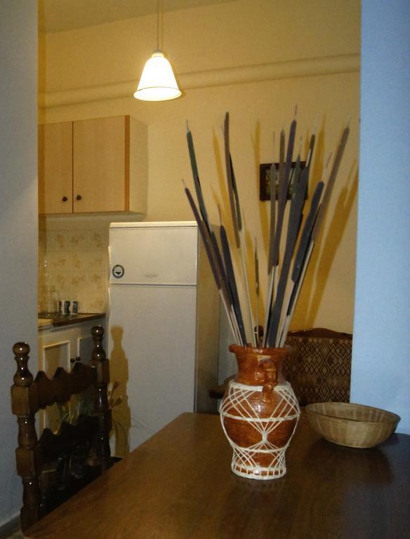 Idroussa Appartement Mpatsi Kamer foto
