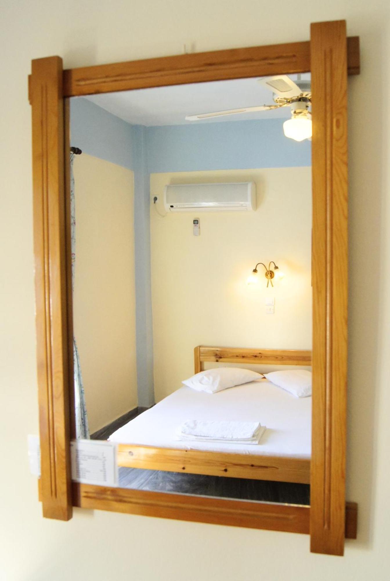 Idroussa Appartement Mpatsi Kamer foto